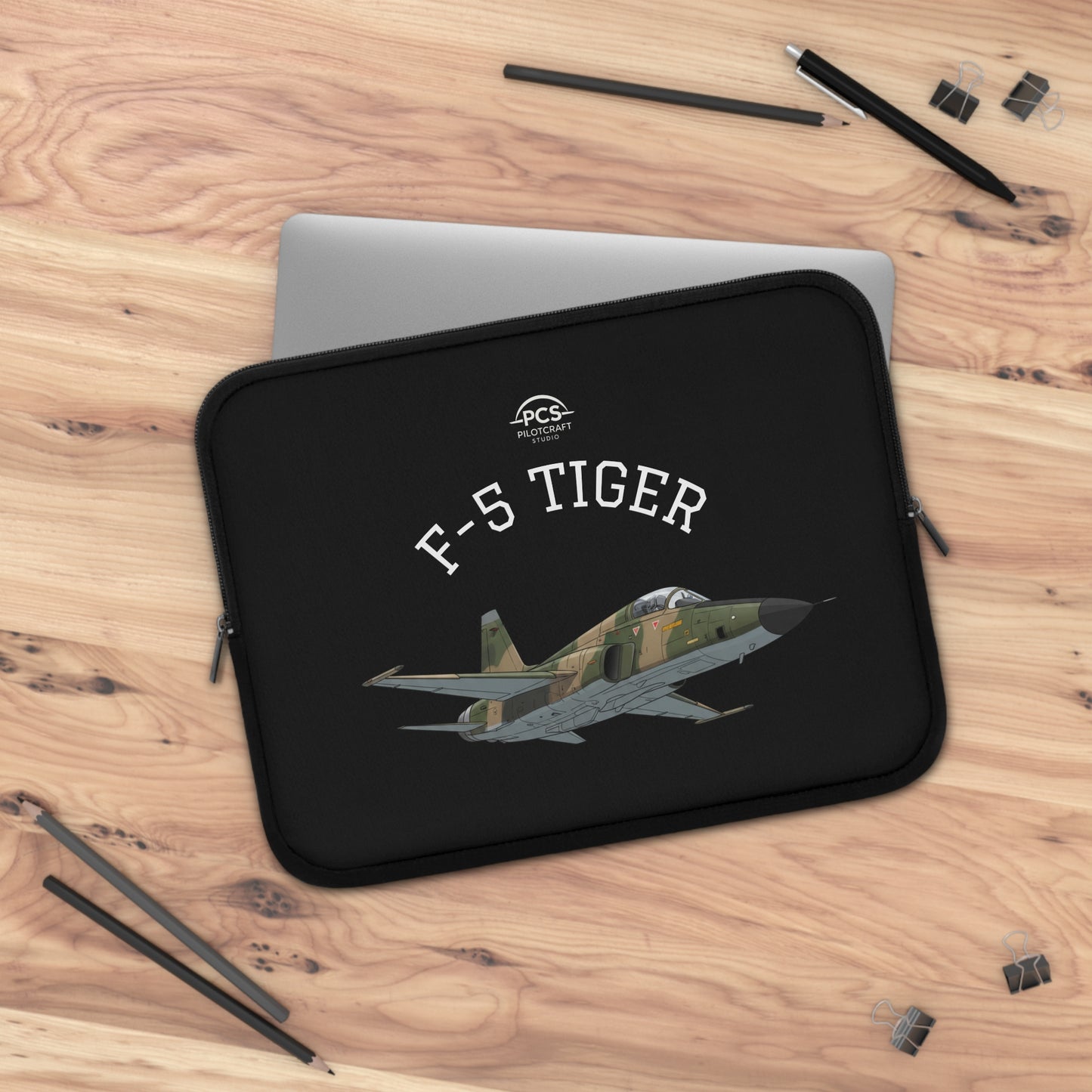 F-5 Tiger Laptop Sleeve — Aviation Apparel